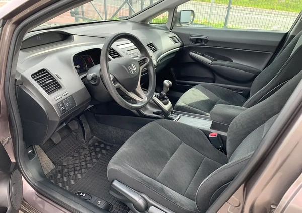 Honda Civic cena 34700 przebieg: 152000, rok produkcji 2010 z Bychawa małe 596